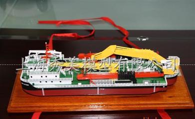 爬式挖泥船模型 工程船舶模型的精密之作